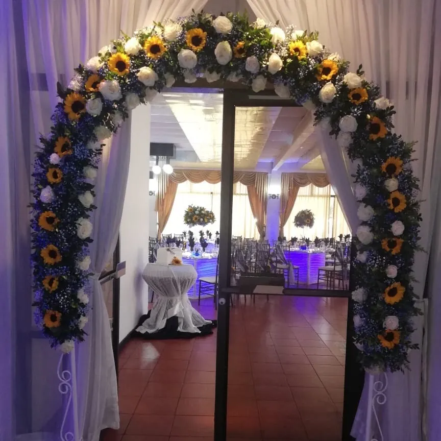 Arco de girasoles