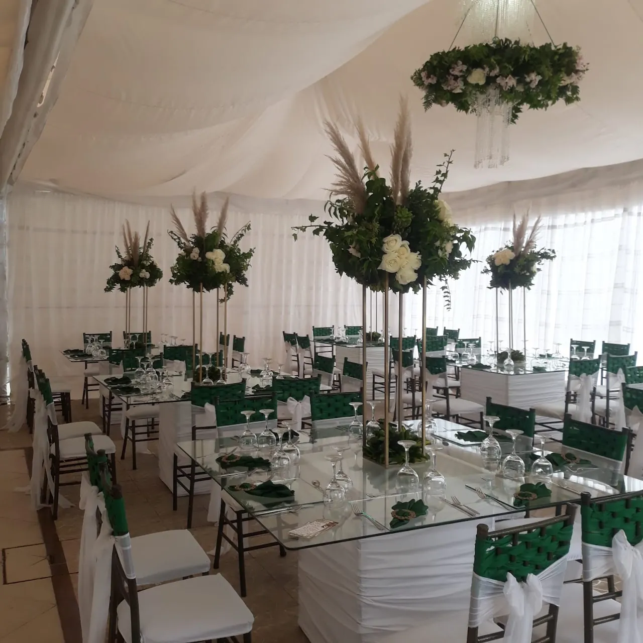 Boda en carpa (foto 1)