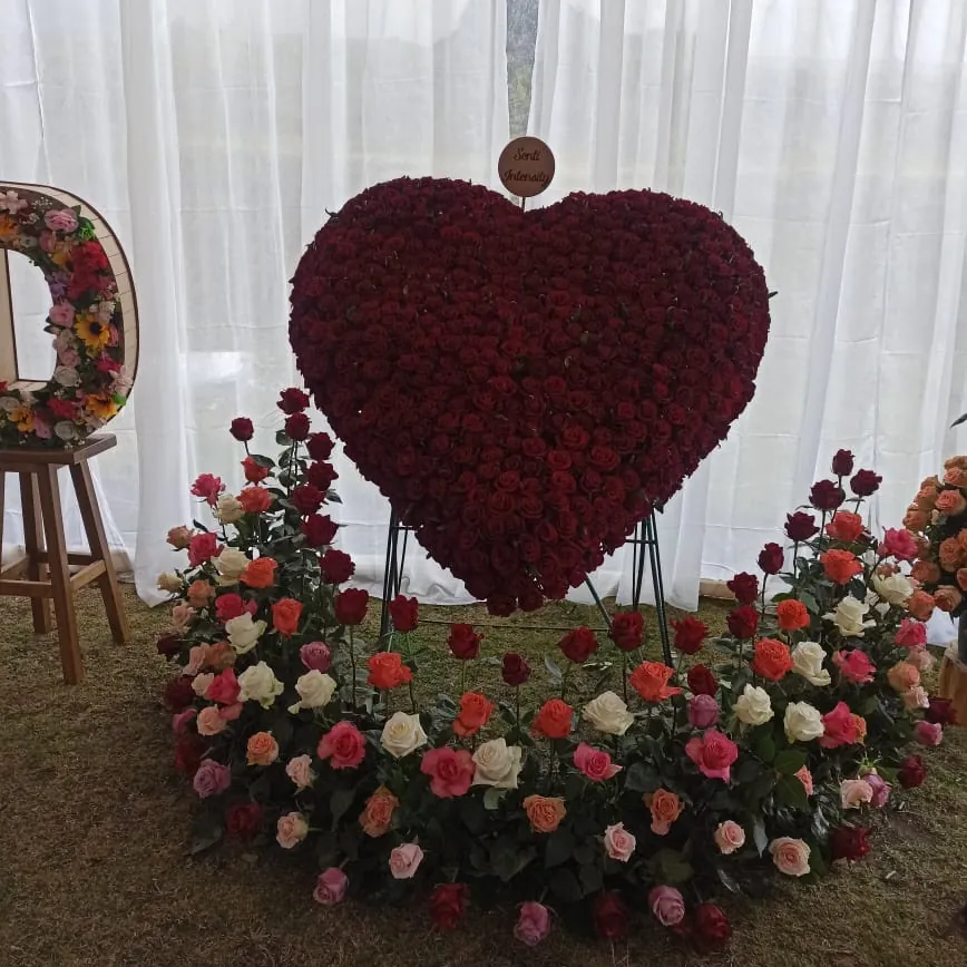 Corazón de rosas