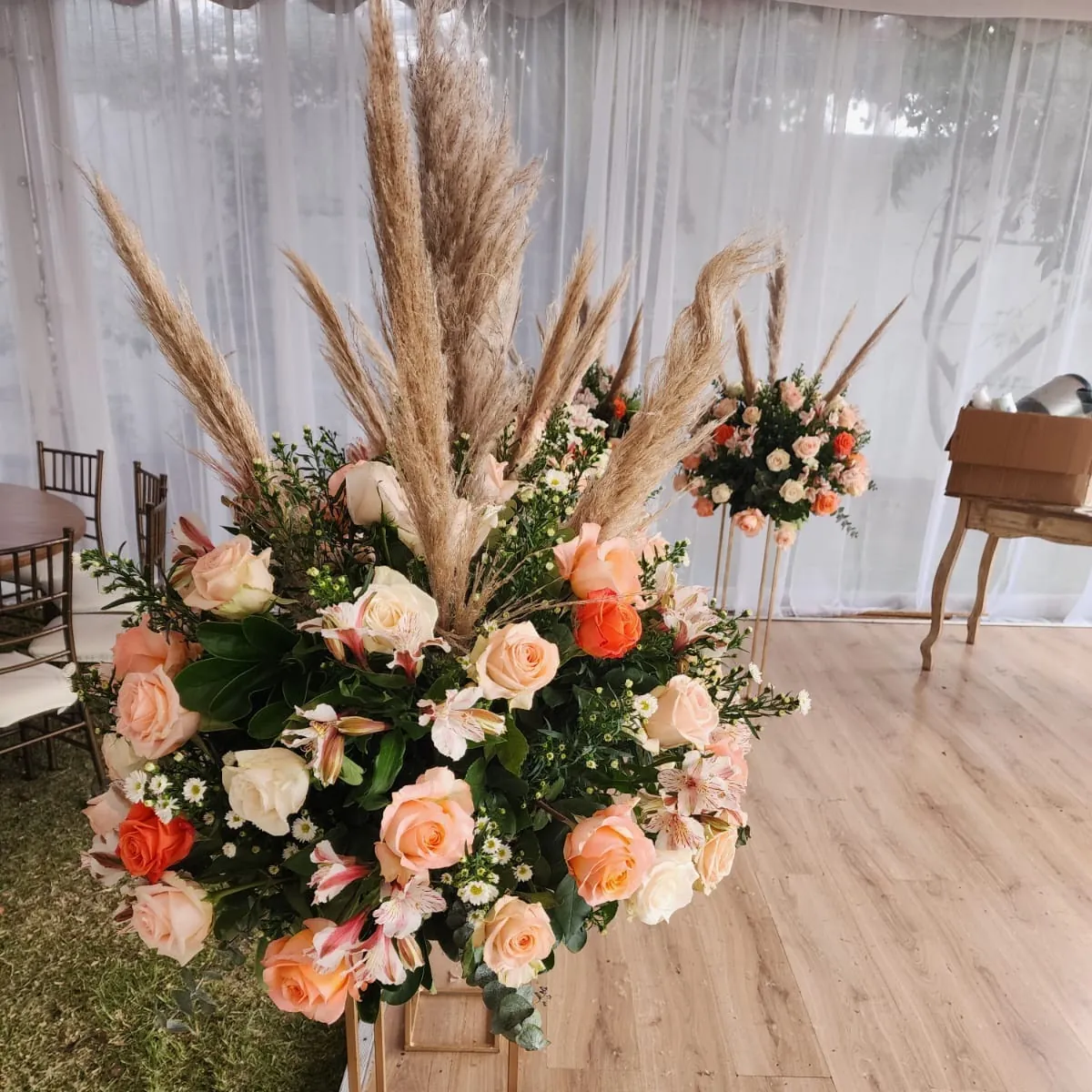 Pampas y duraznos